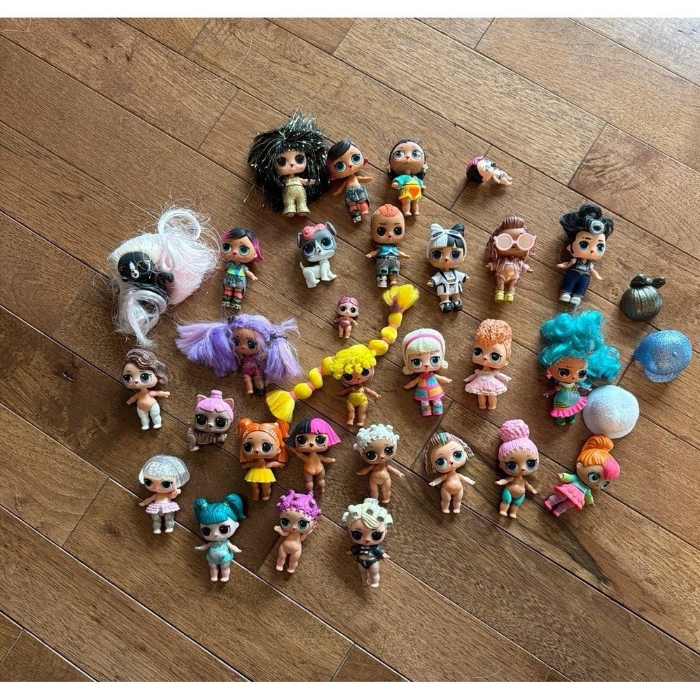 LOL Surprise 28 Dolls 3 Pets Lot